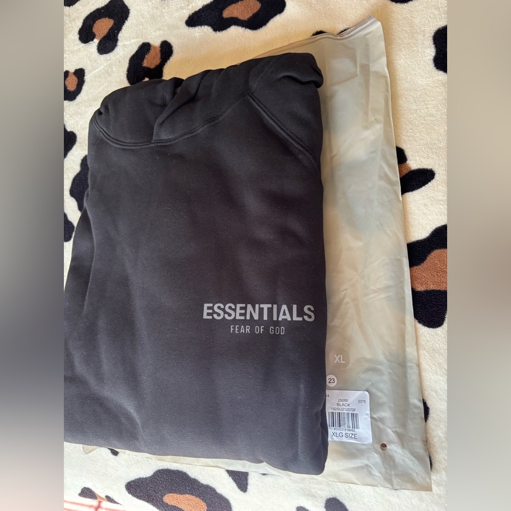 Essentials Fear Of God size XL Hoodie Sweatshirt,brand new with tags in bag